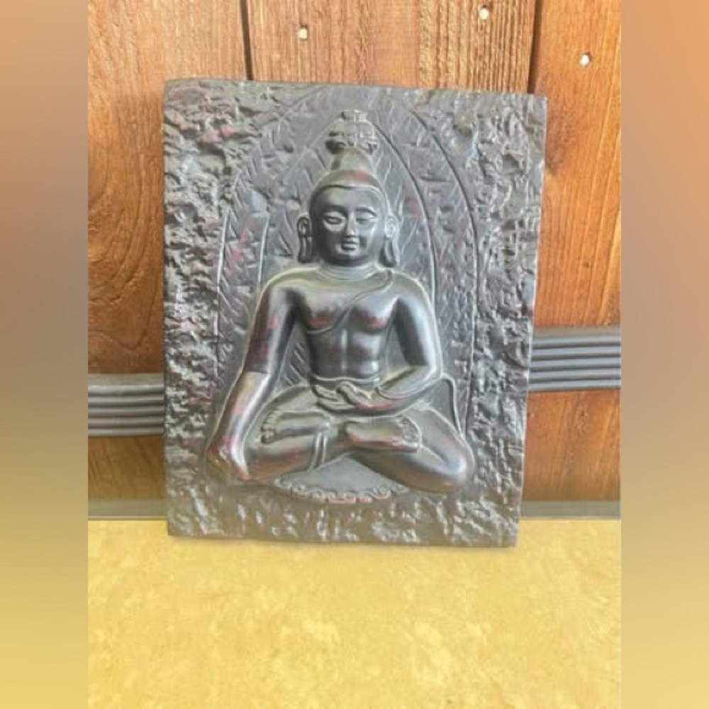 Black Buddha Relief Wall Art Raised details plaster ceramic 9 1/2” x 7 1/2” - Picture 1 of 4